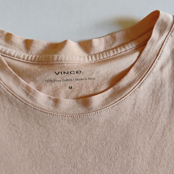 NWOT Vince Crew Neck Tee Size M Rose Nectar New NO TAG - Picture 2 of 4
